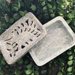 Ces porte-savons en pierre éléphant ont été fabriqués en Inde et sont en pierre naturelle de stéatite (soap stone garantie véritable)