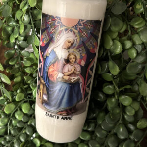 Ces neuvaines vous permettront de faire honneur à Sainte Anne. Sa prière est orientée vers le lien maternel, elle est une bougie de protection.