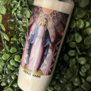 Ces neuvaines vous permettront de faire honneur à la Vierge Marie. Sa prière est orientée pour attirer la bonne santé et être libéré de la tristesse. 