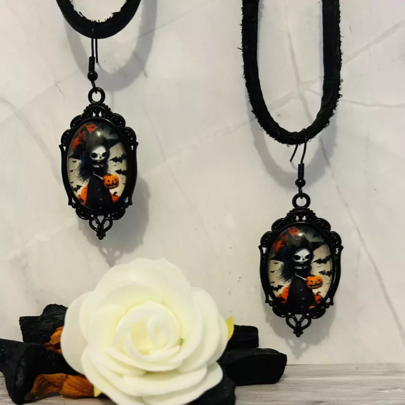 Ces boucles d’oreilles gothique femme ténèbres Vs Jack Skellington seront parfait pour un look goth à compléter ou pour les fêtes mystiques halloween