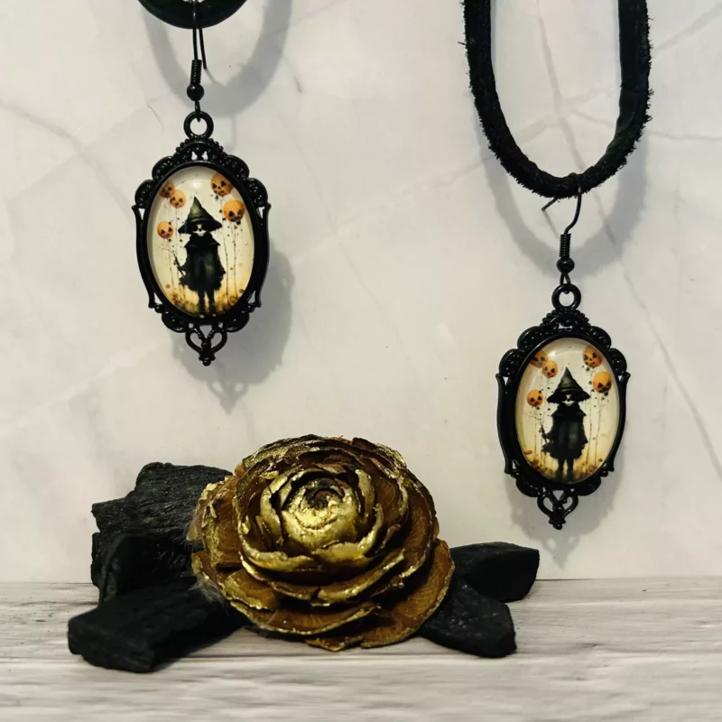 Ces boucles d’oreilles gothique petite fille ténébreuse Vs Jack seront du plus bel effet pour un look goth à compléter ou pour les fêtes d'halloween